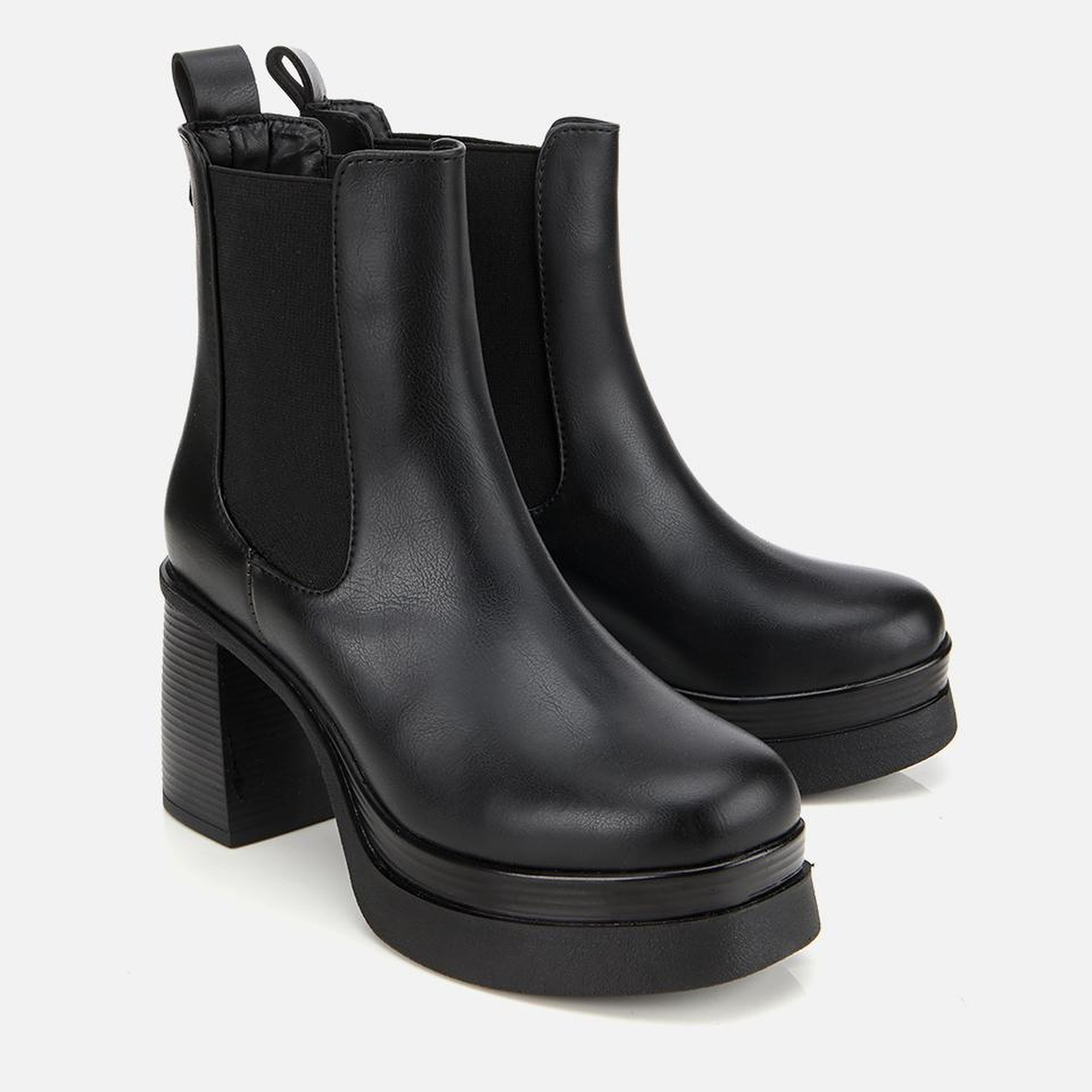 Kadın Siyah Lastik Detaylı Kalın Topuklu Bot