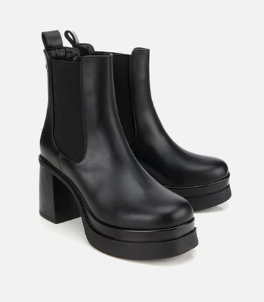  Kadın Siyah Lastik Detaylı Kalın Topuklu Bot