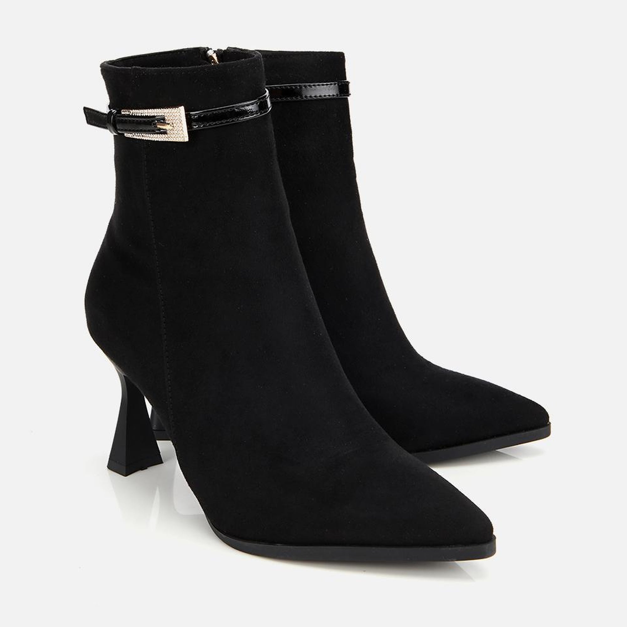 Kadın Süet Siyah Taşlı Tokalı Bilekte Topuklu Bot