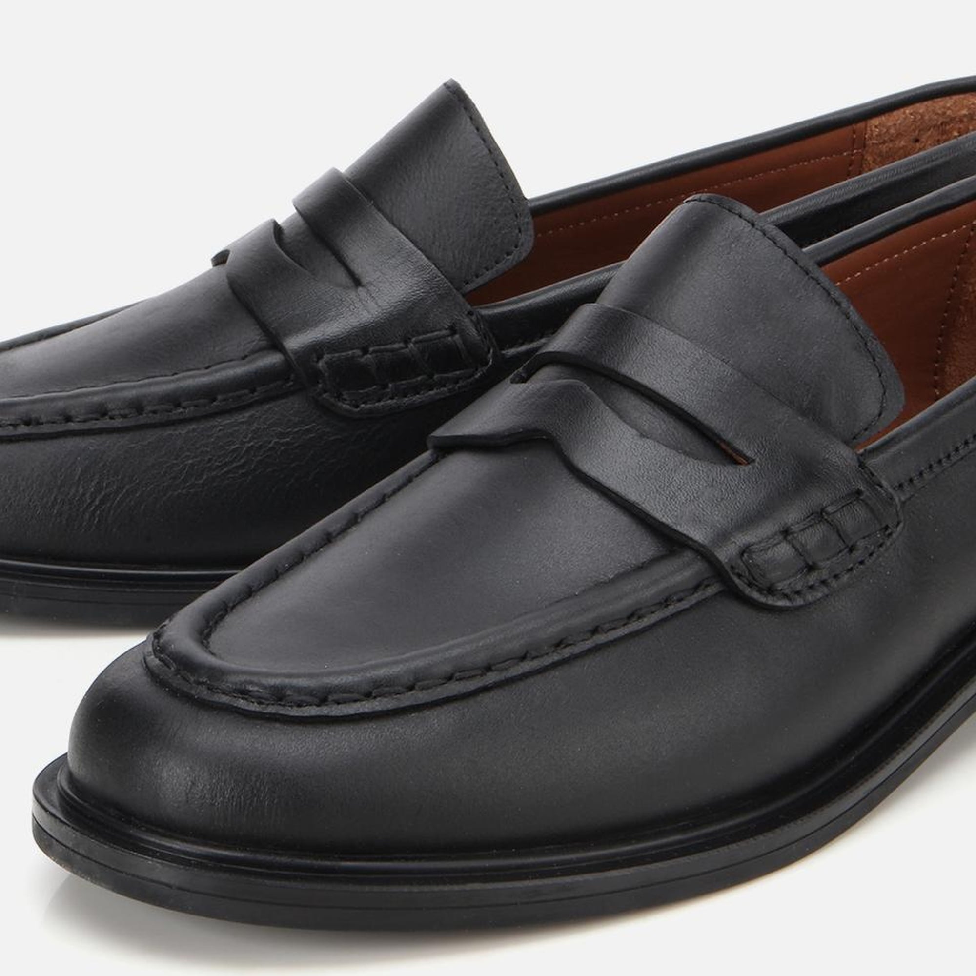 Kadın Deri Siyah Yumuşak Dokulu Klasik Loafer