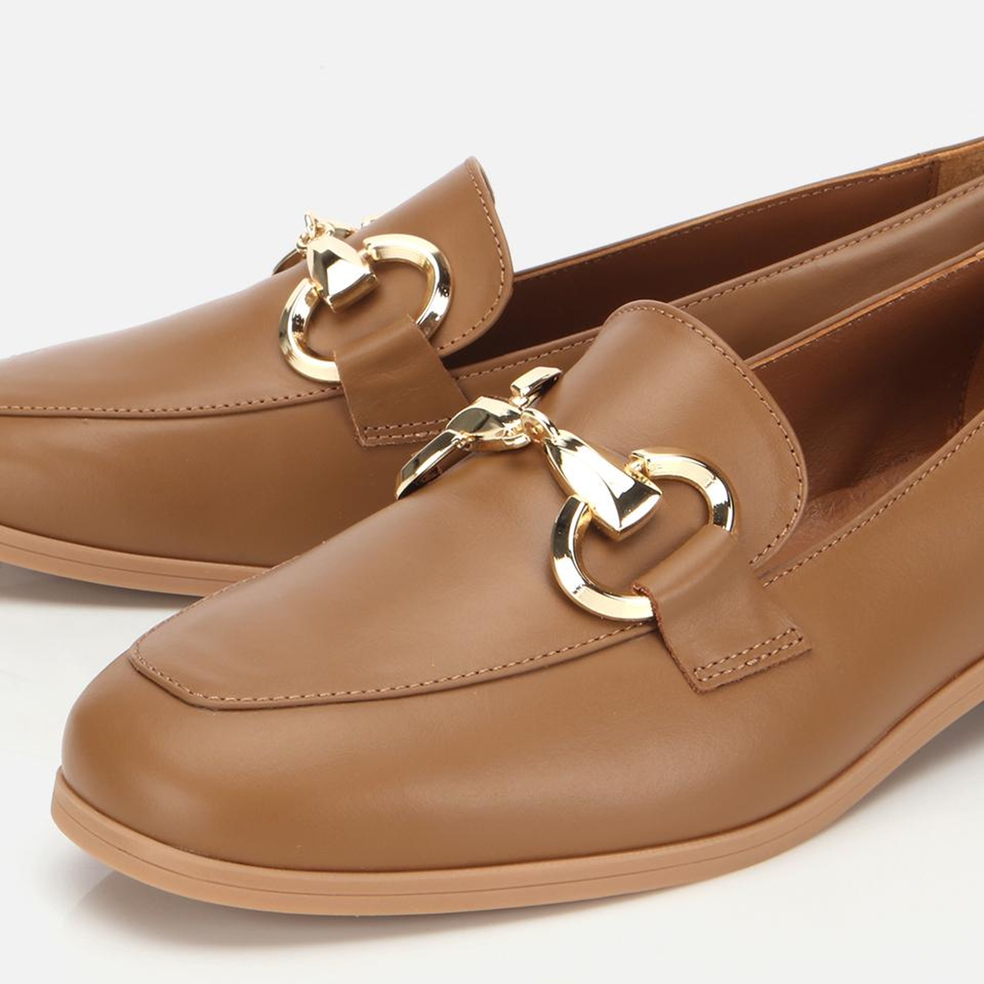 Kadın Deri Kahverengi Tokalı Klasik Loafer