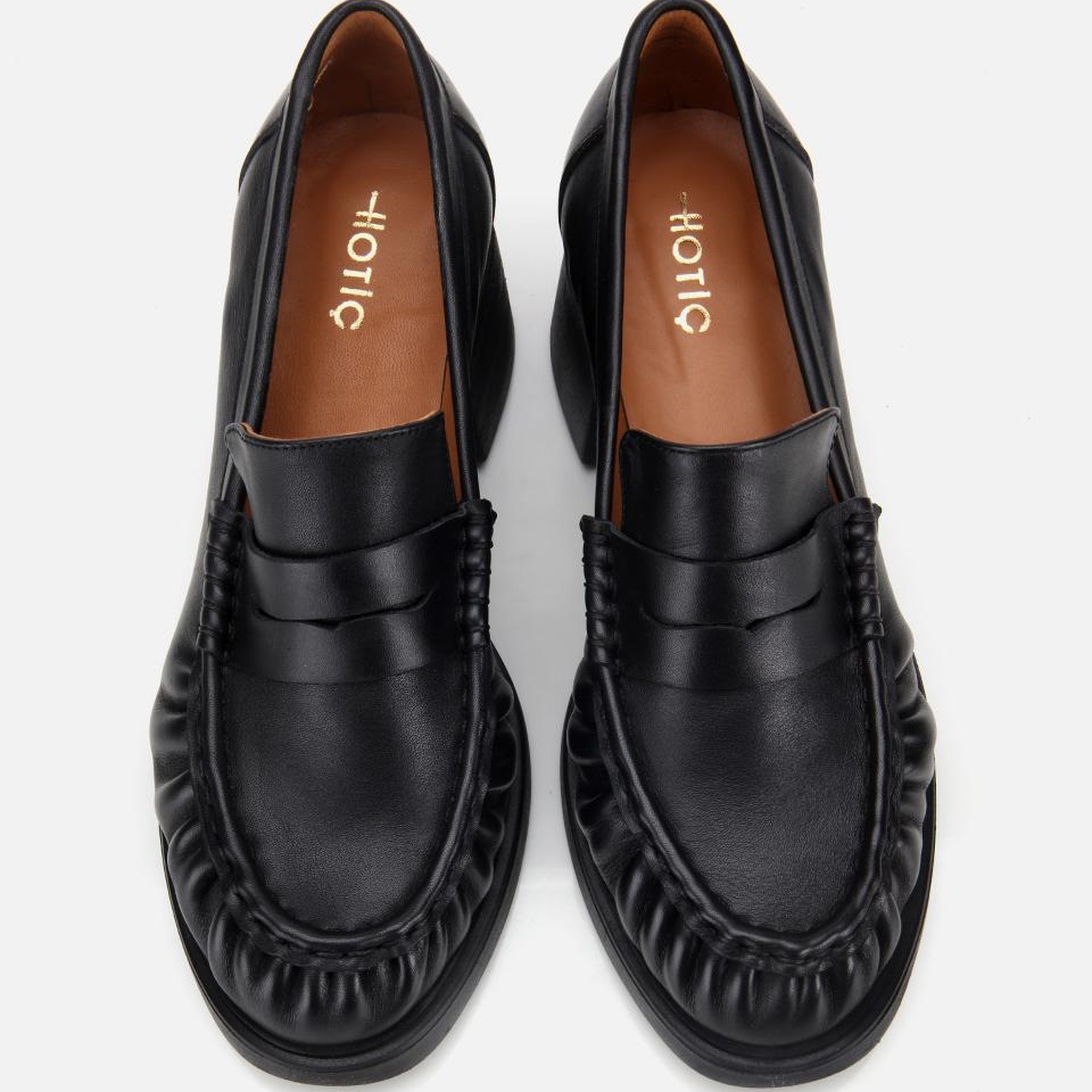 Kadın Deri Siyah Büzgülü  Kalın Tabanlı Klasik Loafer