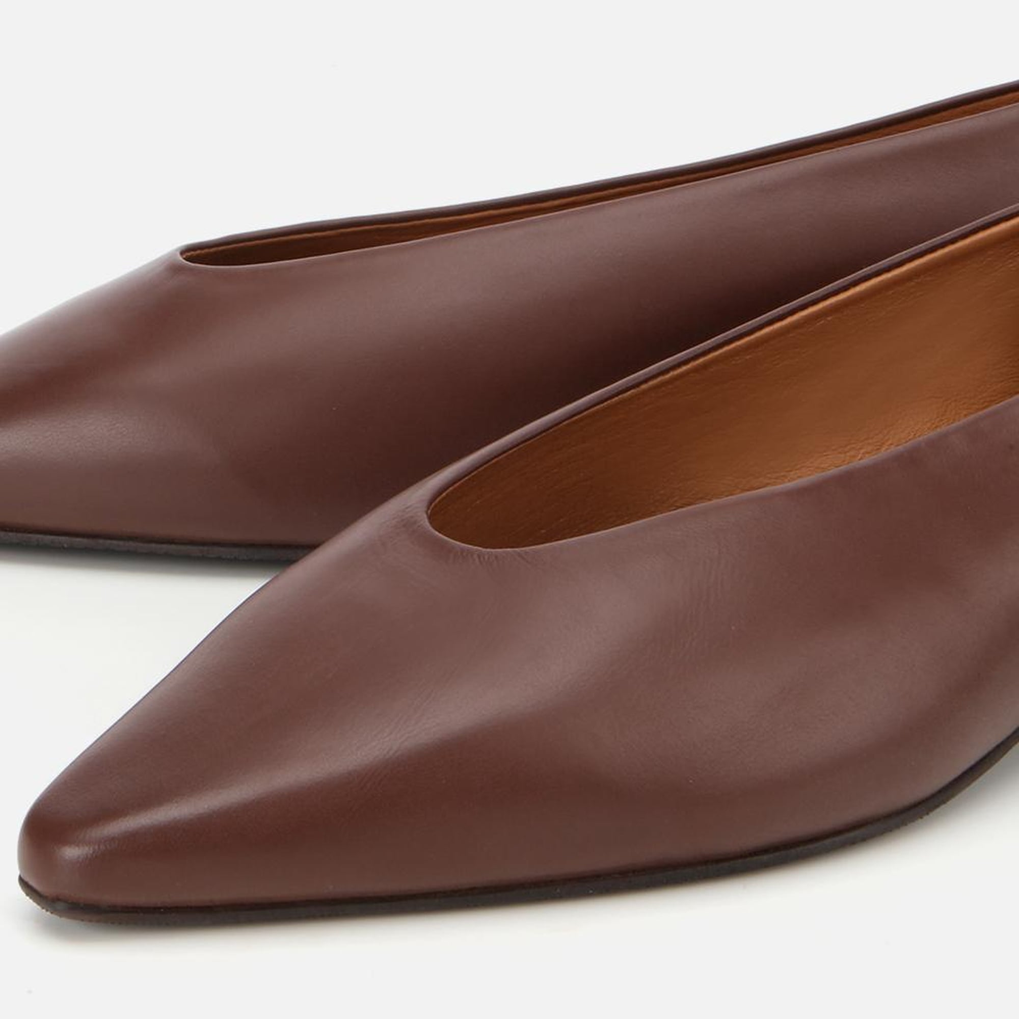 Kadın Deri Bordo Sivri Burunlu Babet