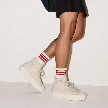  Converse Chuck Taylor All Star Lift Kadın Krem Sneaker