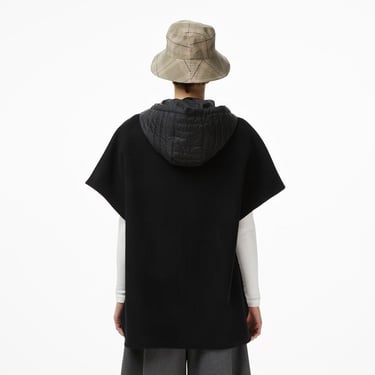  Lacoste Kadın Kapüşonlu Siyah Mont