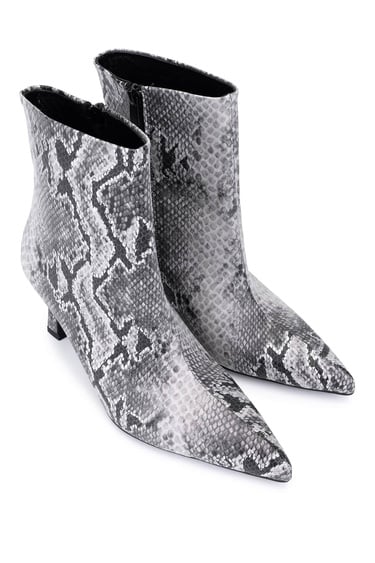  Tamer Tanca Kadın Siyah Yılan Desen Topuklu Bot
