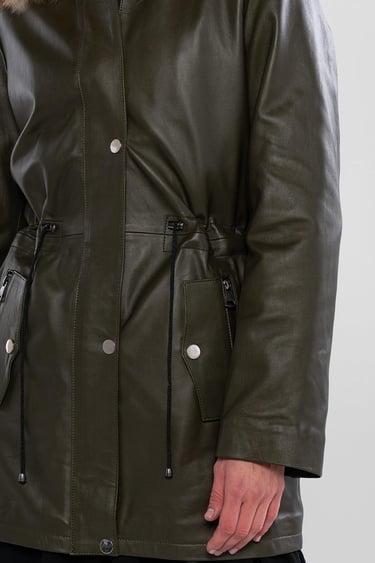  Tamer Tanca Kadın Hakiki Deri Yeşil Deri Mont
