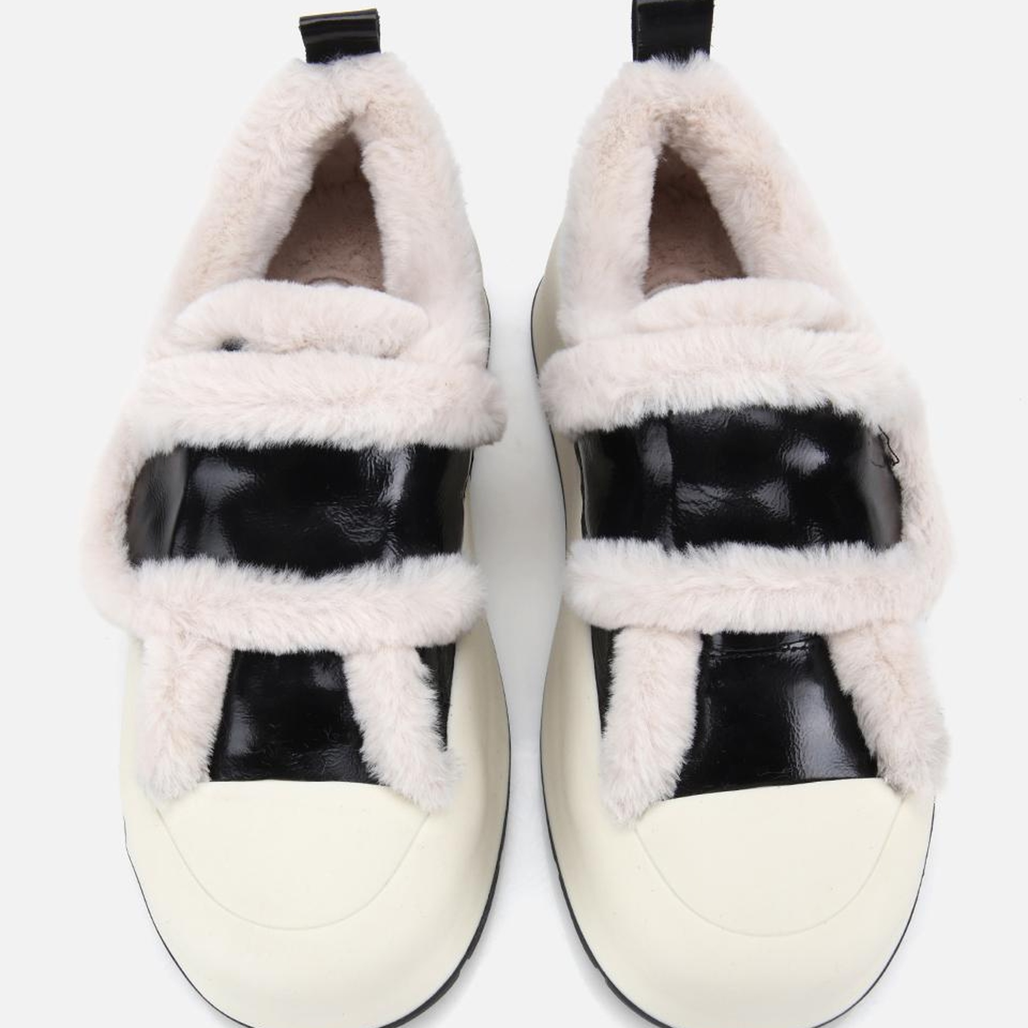 Kadın Rugan Deri Siyah İçi Kürklü  Kalın Bantlı Spor Ayakkabı