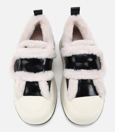  Kadın Rugan Deri Siyah İçi Kürklü  Kalın Bantlı Spor Ayakkabı