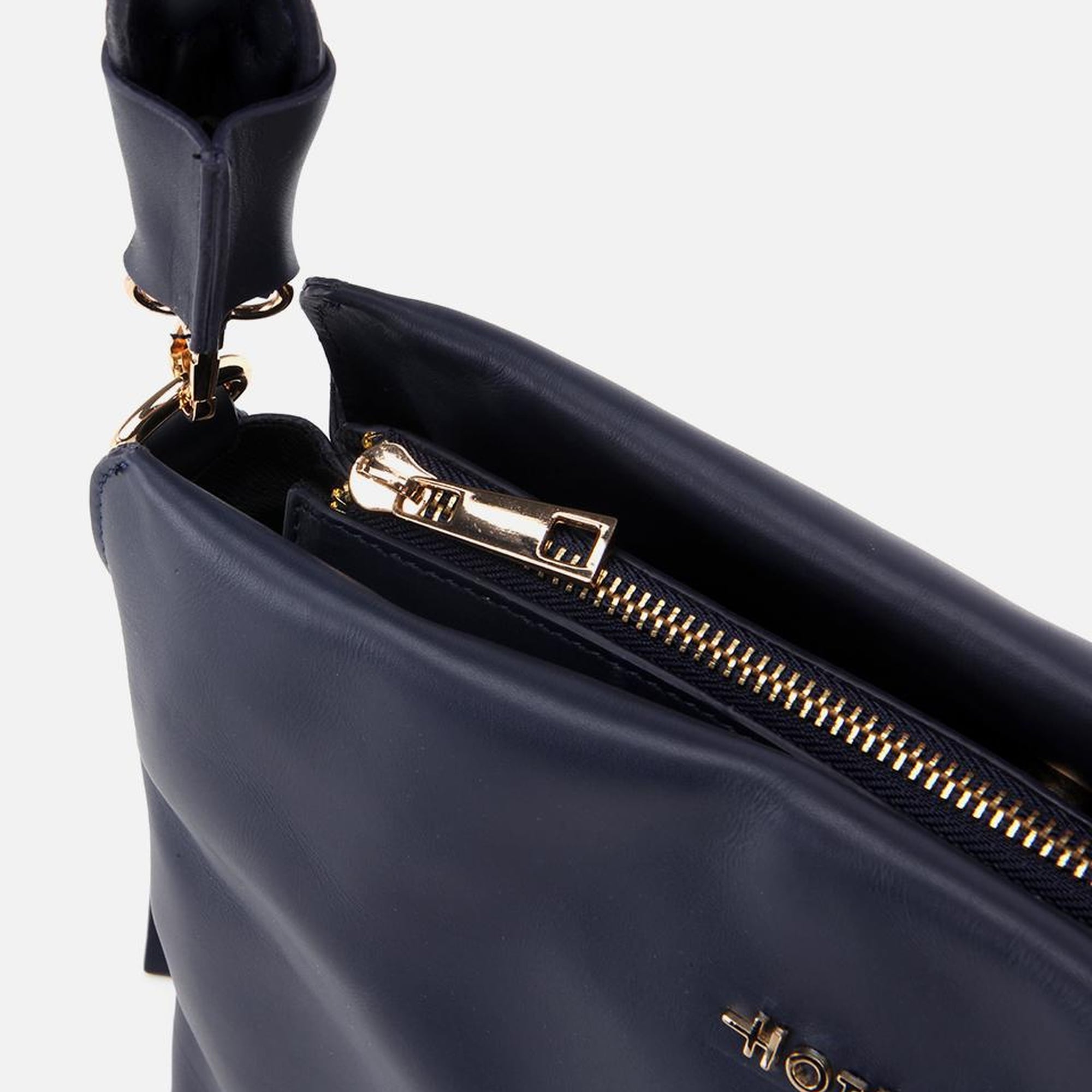 Kadın Deri Lacivert Yumuşak Dokulu Örgü Askı Detaylı Omuz Çantası