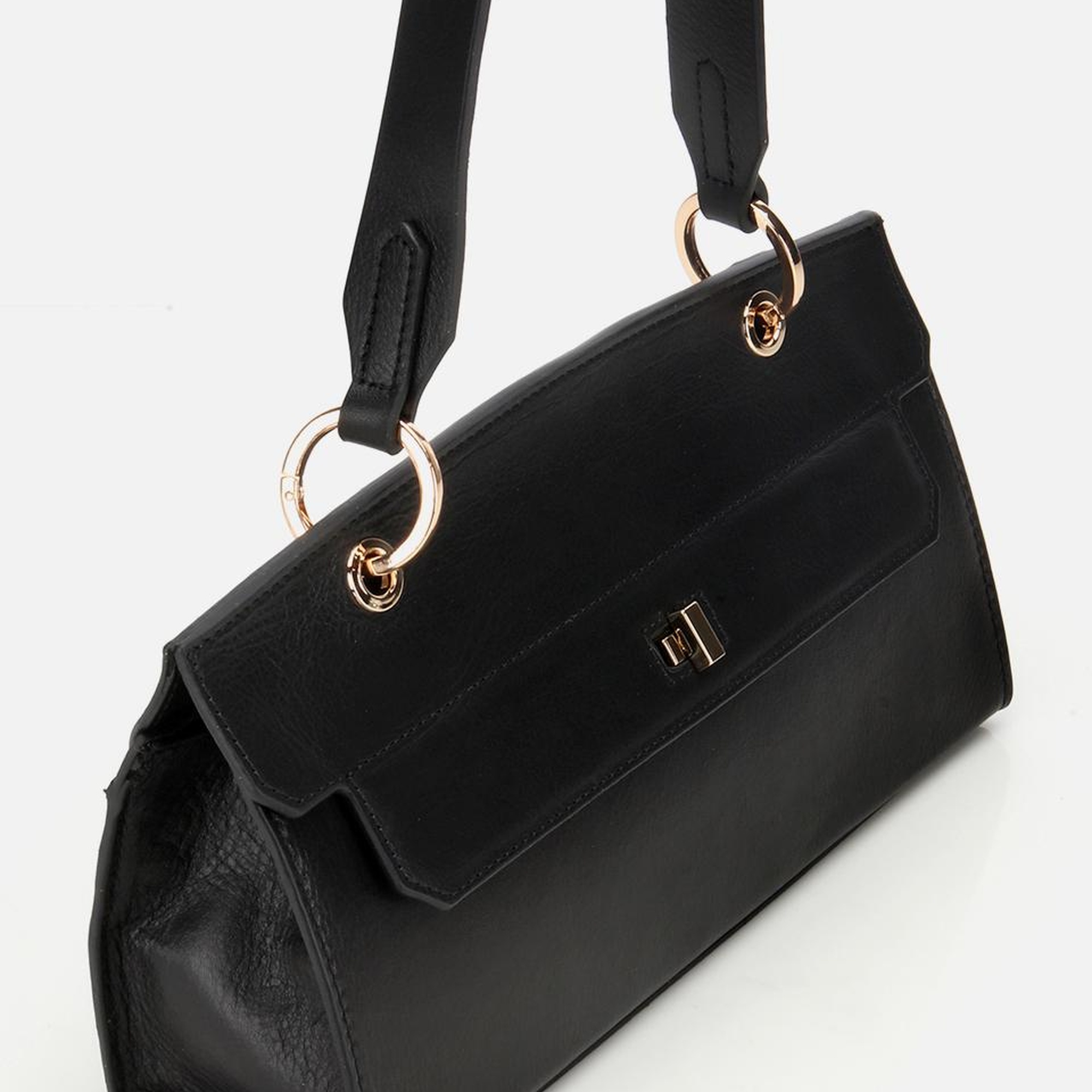 Kadın Deri Siyah Kilit Detaylı Omuz Çantası