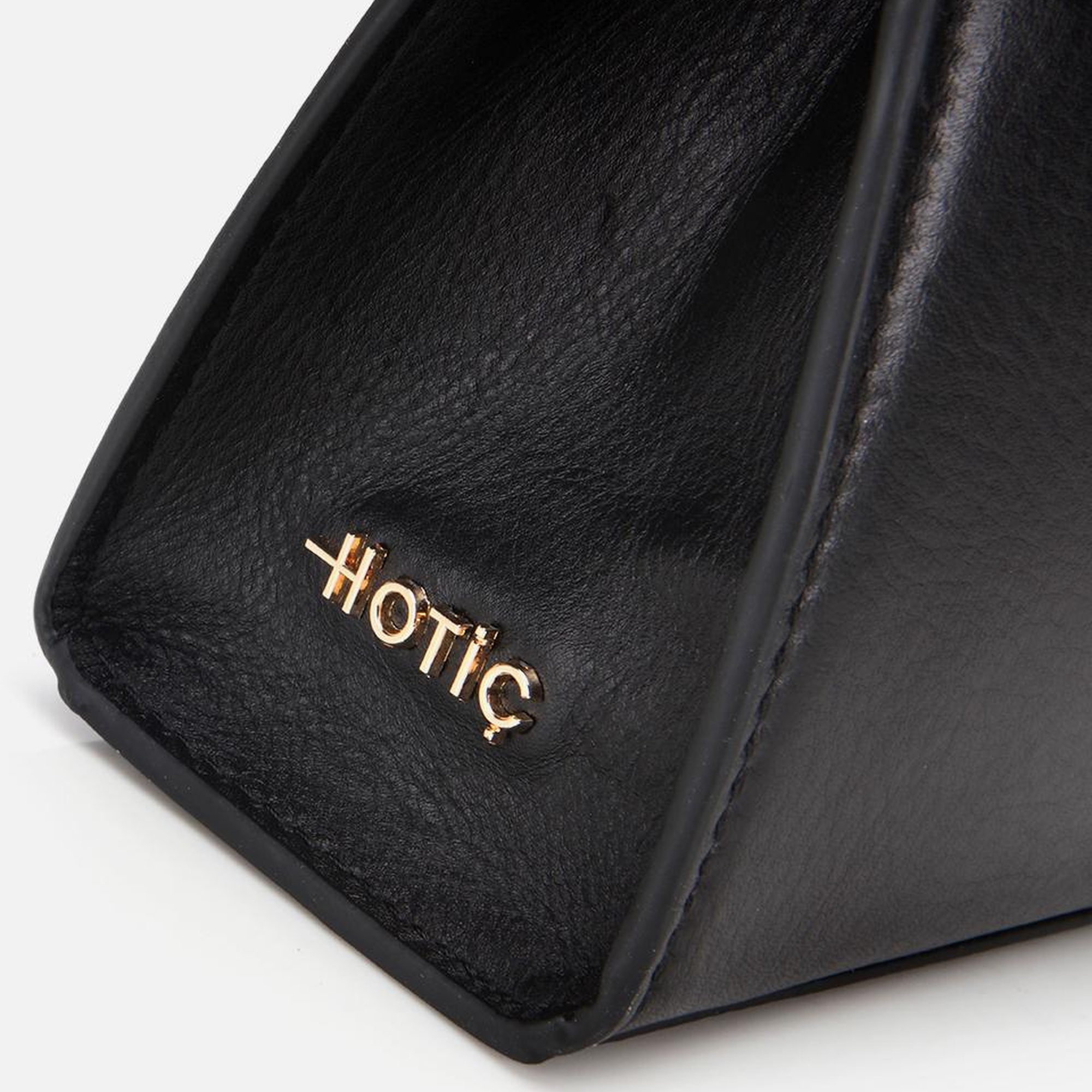 Kadın Deri Siyah Kilit Detaylı Omuz Çantası