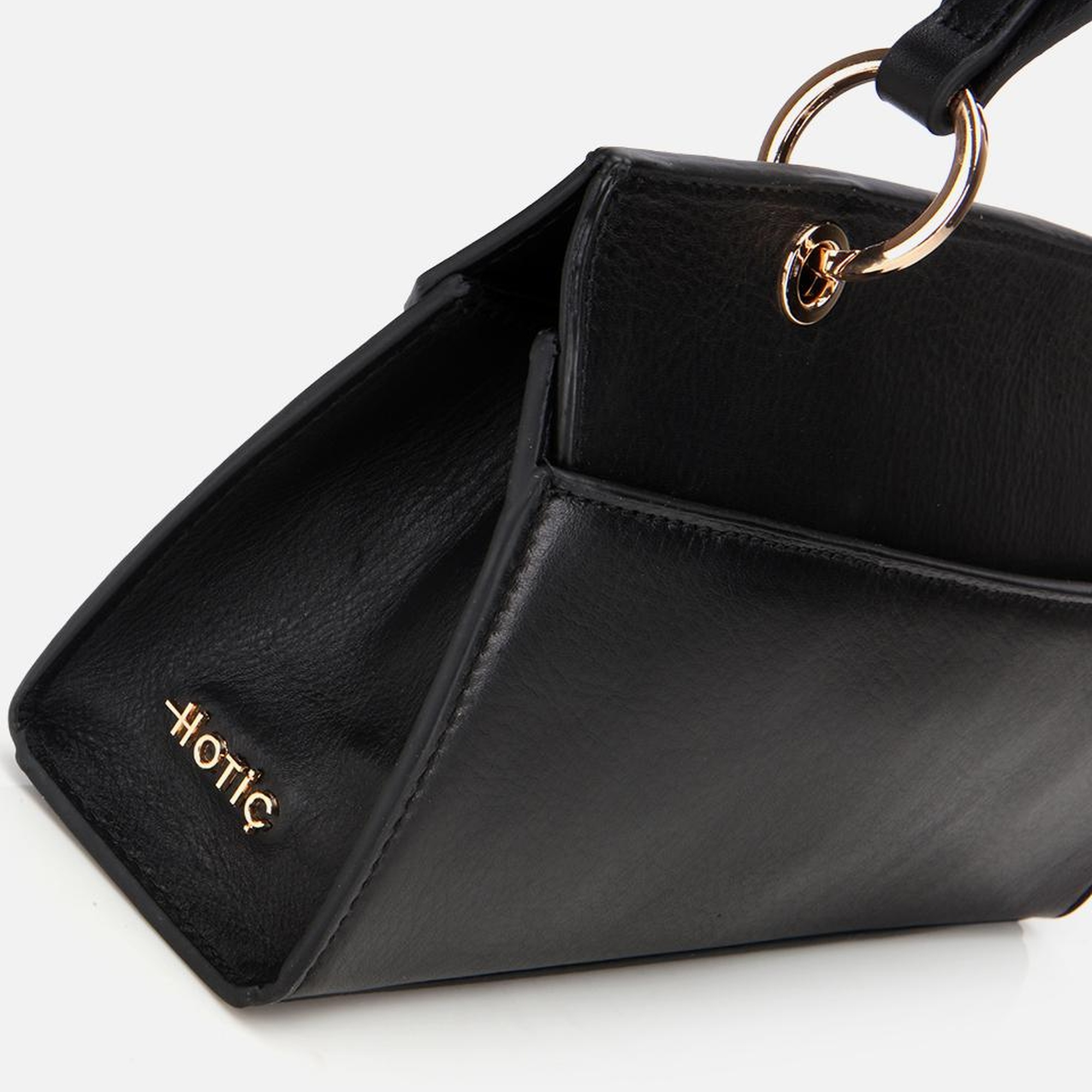 Kadın Deri Siyah Kilit Detaylı Omuz Çantası