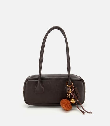  Kadın Kahverengi Charm Detaylı Omuz Çantası