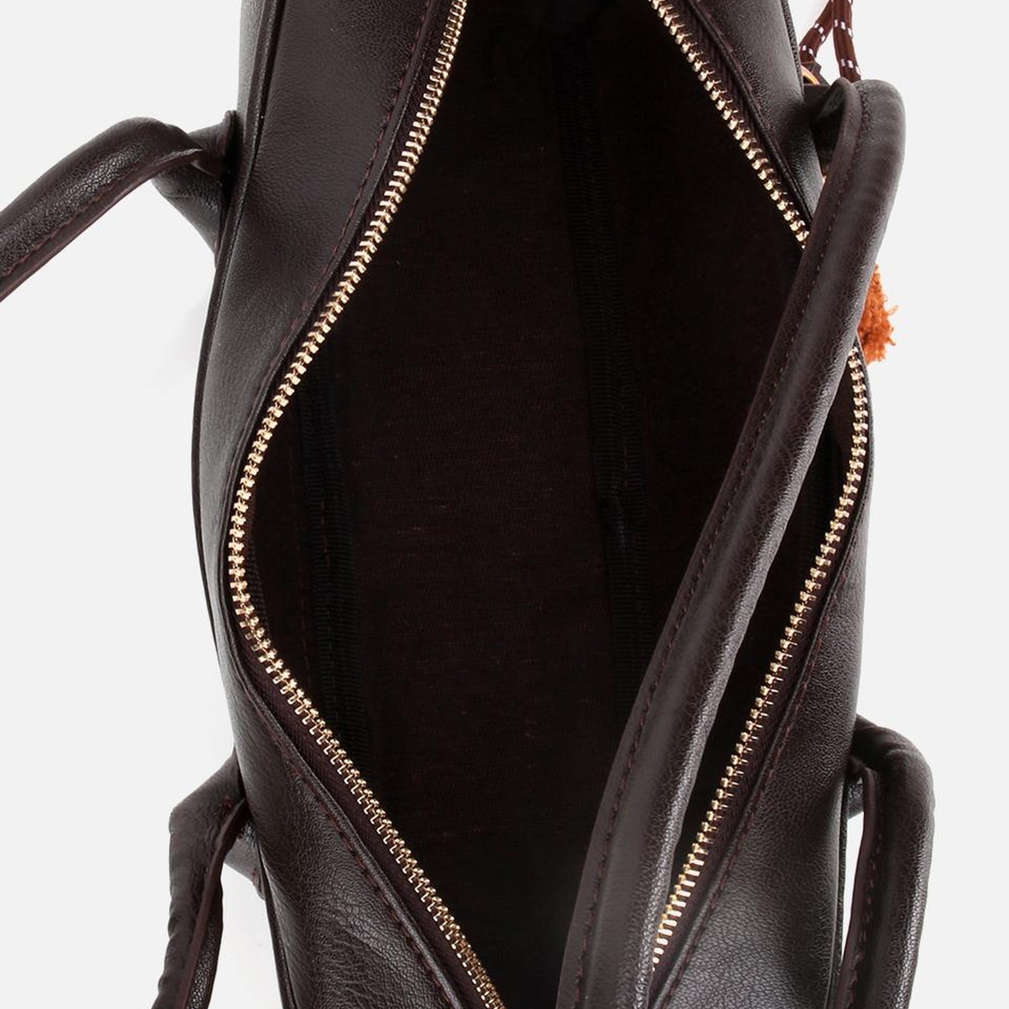 Kadın Kahverengi Charm Detaylı Omuz Çantası