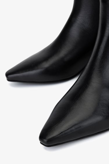  Valmenti Kadın Hakiki Deri Siyah Topuklu Bot