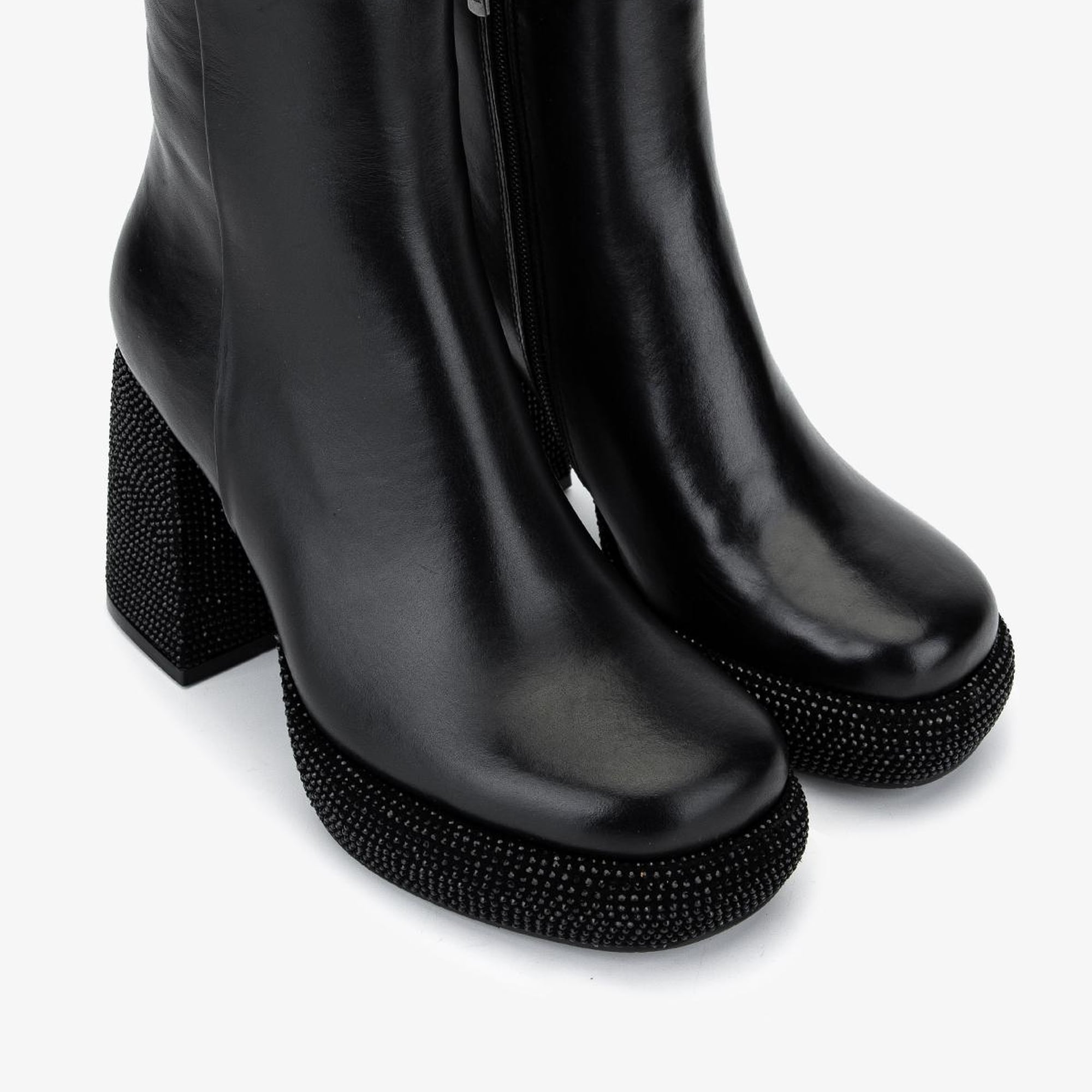 Valmenti Kadın Hakiki Deri Siyah Deri Topuklu Bot