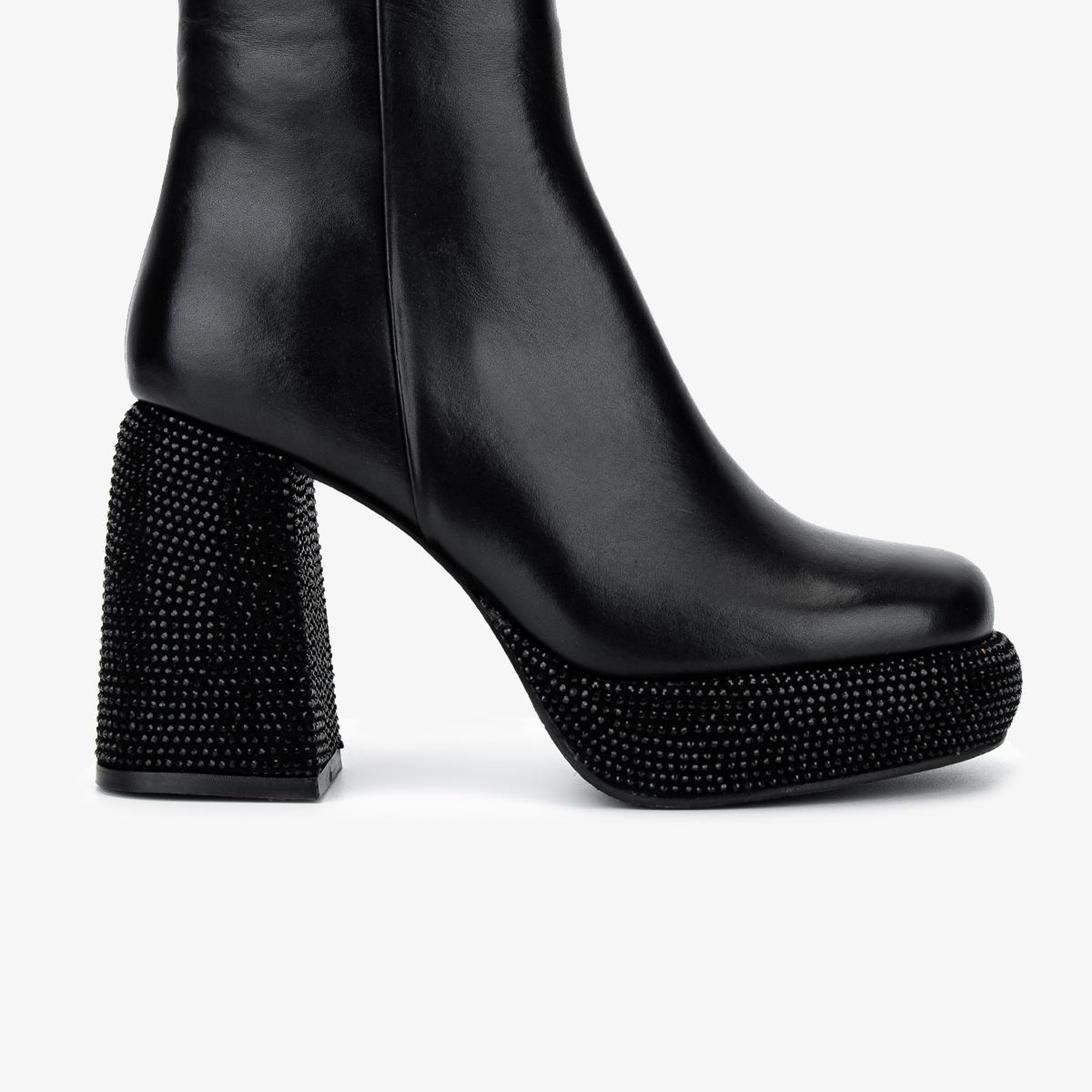 Valmenti Kadın Hakiki Deri Siyah Deri Topuklu Bot