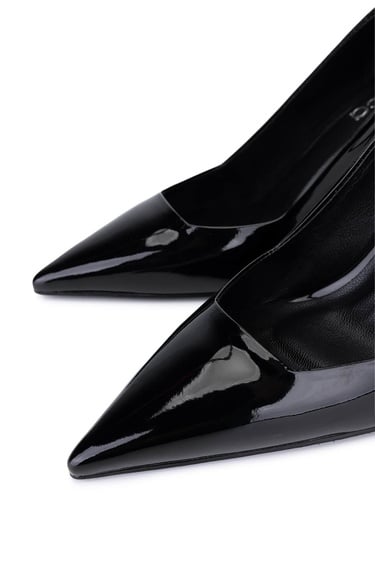  Tamer Tanca Kadın Siyah Rugan Topuklu Ayakkabı