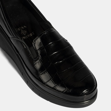  Kadın Siyah DesaComfort Kroko Baskılı Rugan Ayakkabı