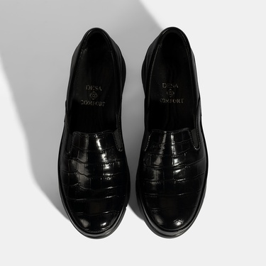  Kadın Siyah DesaComfort Kroko Baskılı Rugan Ayakkabı