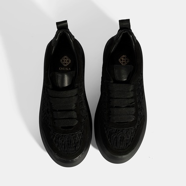  Kadın Siyah Bağcıklı Deri Sneaker