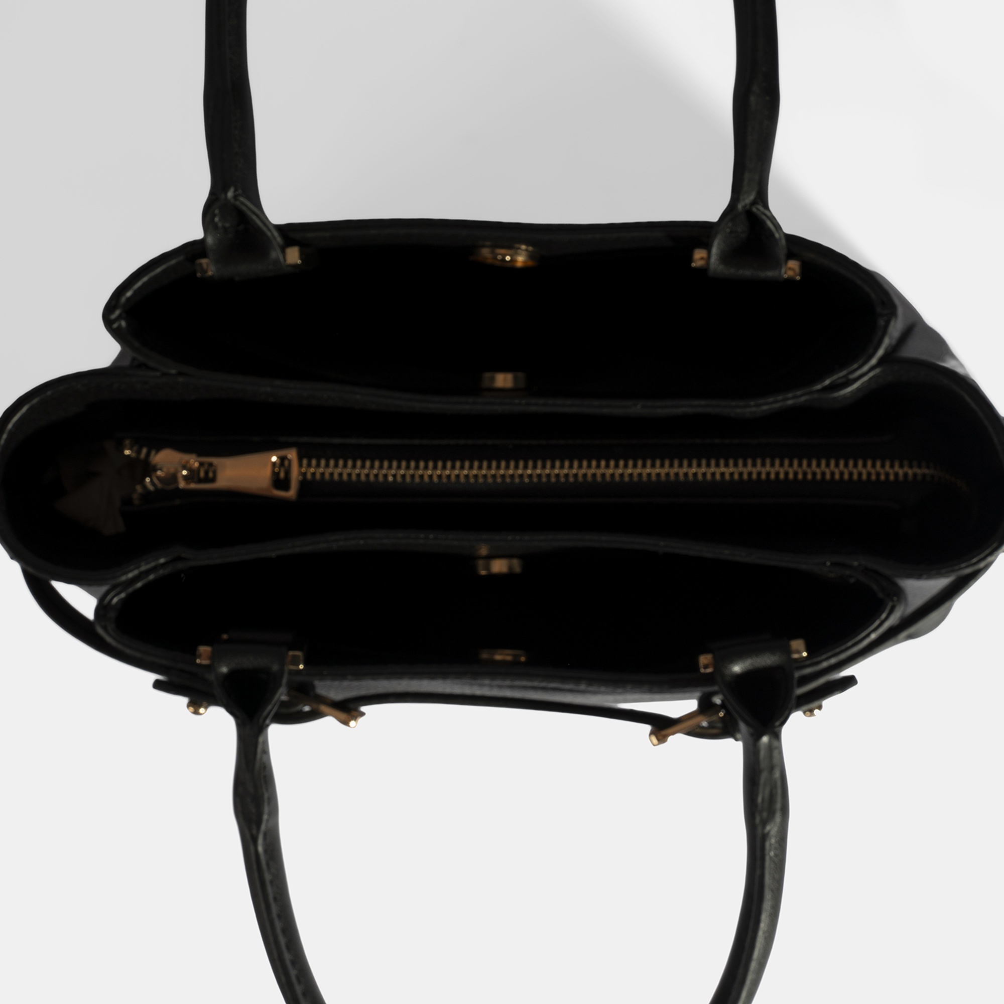 Kadın Siyah Omuz Askılı El Çantası