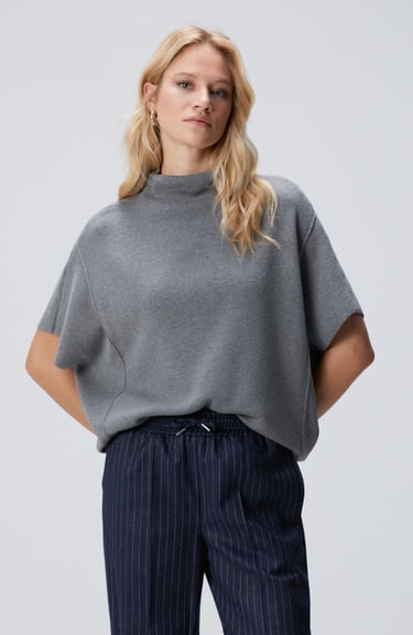  Network Kadın Gri Dik Yaka Kısa Kollu Nervür Detaylı Kazak