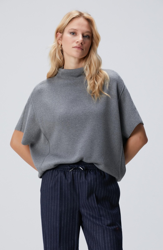  Network Kadın Gri Dik Yaka Kısa Kollu Nervür Detaylı Kazak