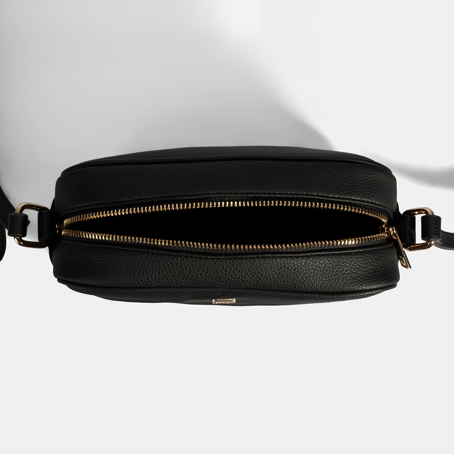  Kadın Siyah Postacı Çantası