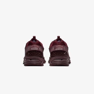  Nike Zoom Vomero Roam Kadın Mor Spor Ayakkabı