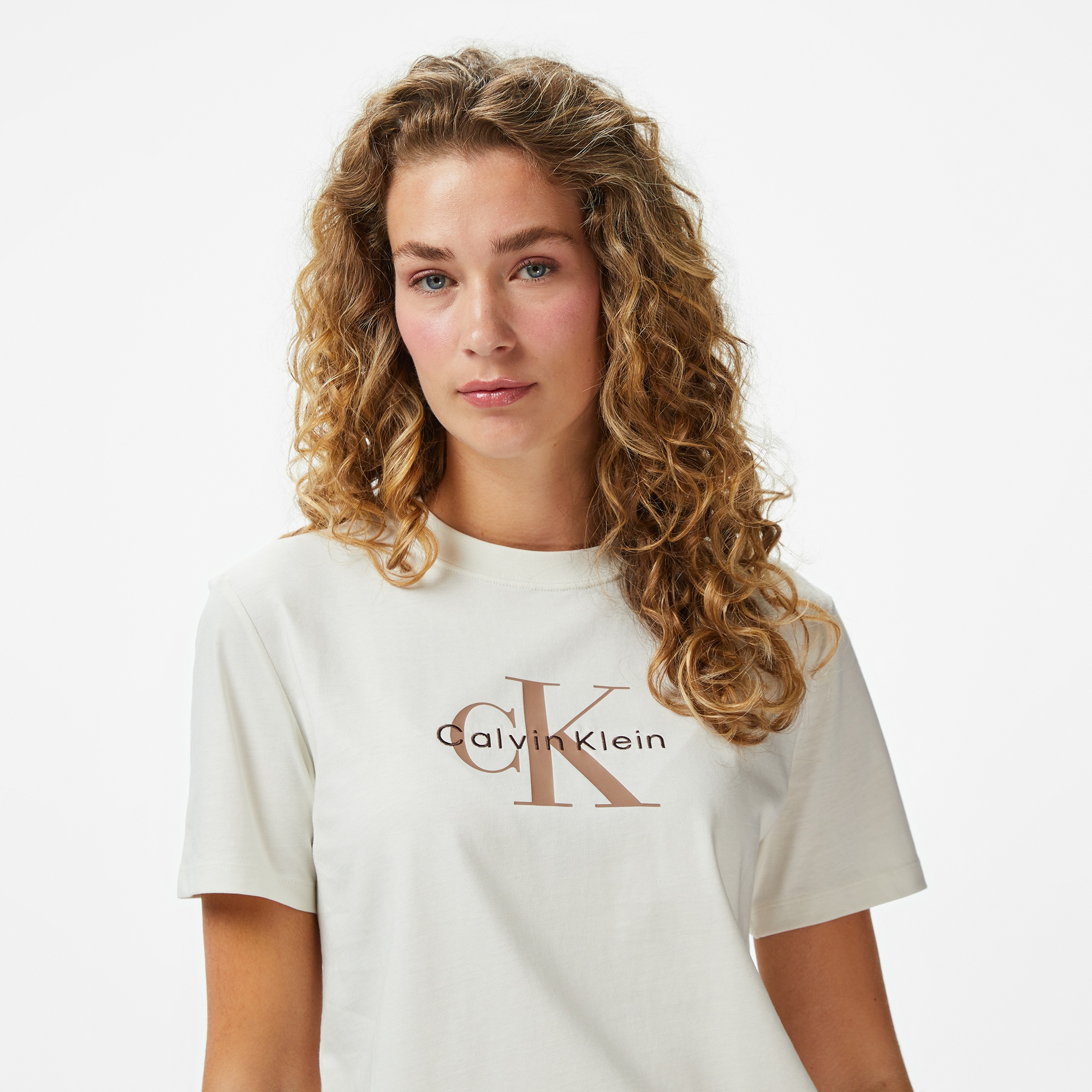 Calvin Klein Hero Classic Mono Kadın Bej T-Shirt