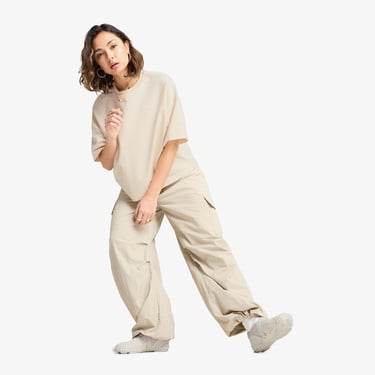  Puma Wardrobe Ess Relaxed Kadın Krem T-Shirt