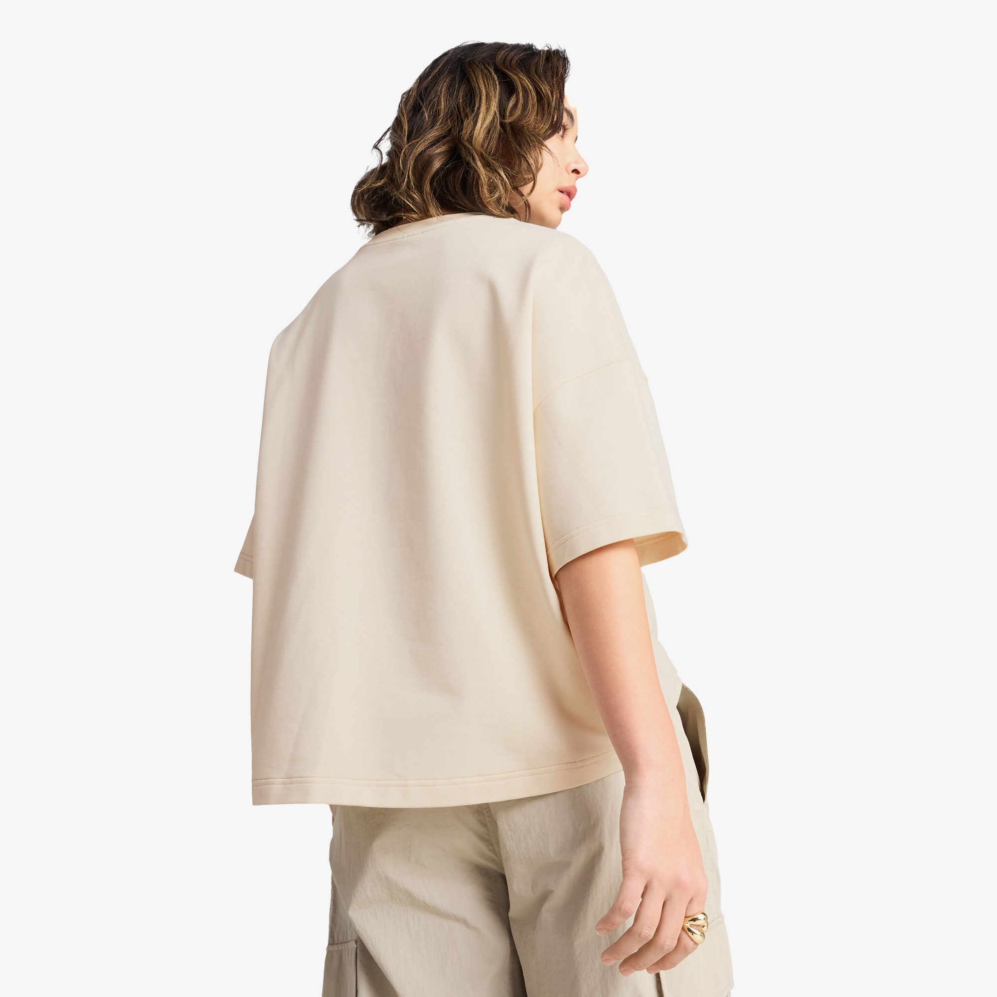 Puma Wardrobe Ess Relaxed Kadın Krem T-Shirt