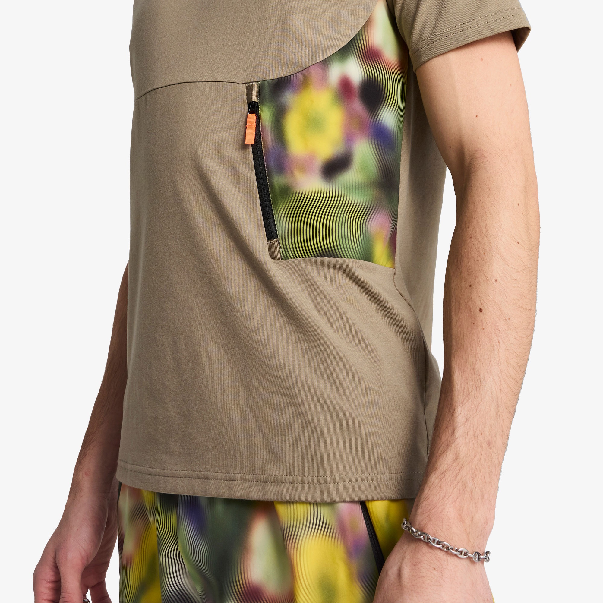 Puma Hoops X Pumatech Graphic Erkek Haki T-Shirt