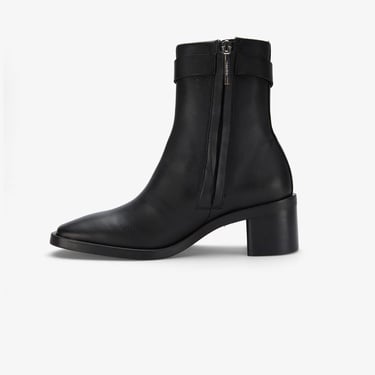  Calvin Klein Block Heel Metal Logo Kadın Siyah Bot