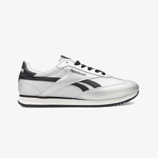  Reebok Run 70 Kadın Gri Sneaker