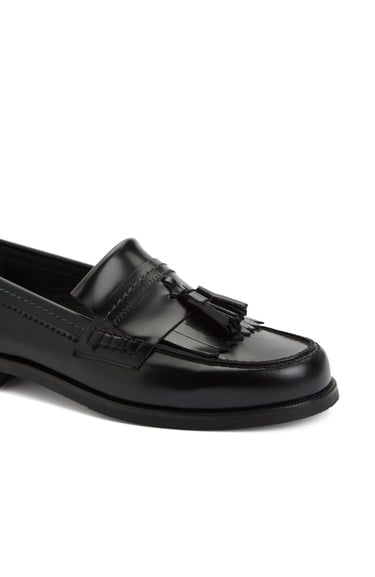  George Hogg Kadın Siyah Püskül Detaylı Deri Loafer