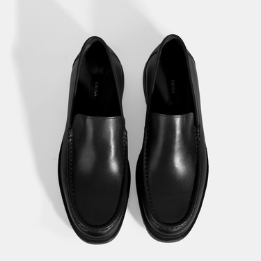  Erkek Siyah Deri Loafer