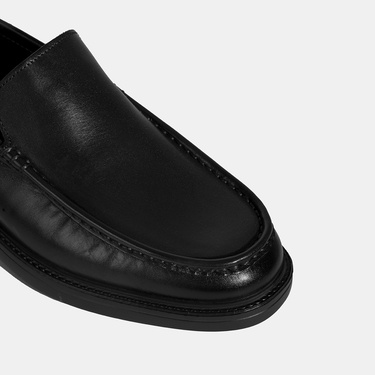  Erkek Siyah Deri Loafer