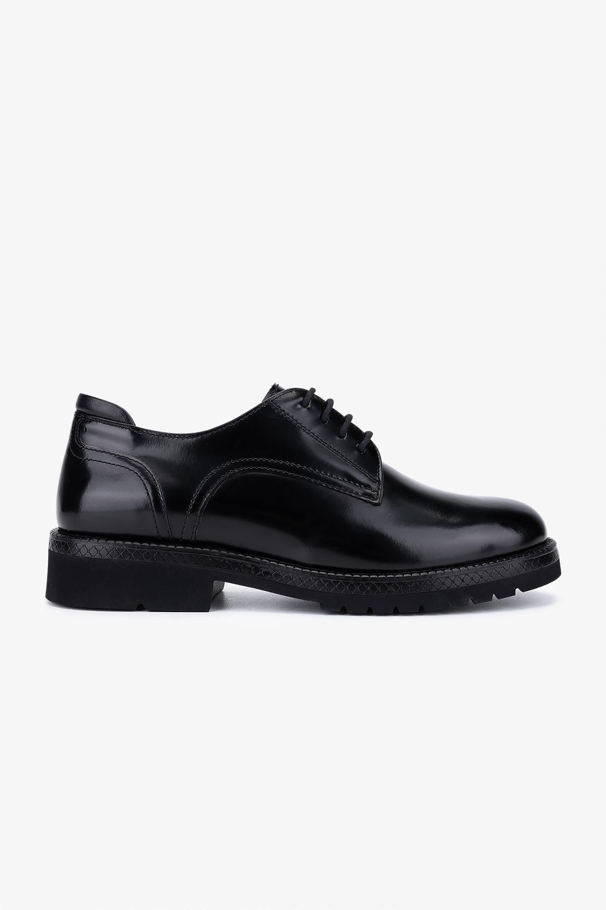  Valmenti Kadın Hakiki Deri Siyah Açma Klasik Ayakkabı