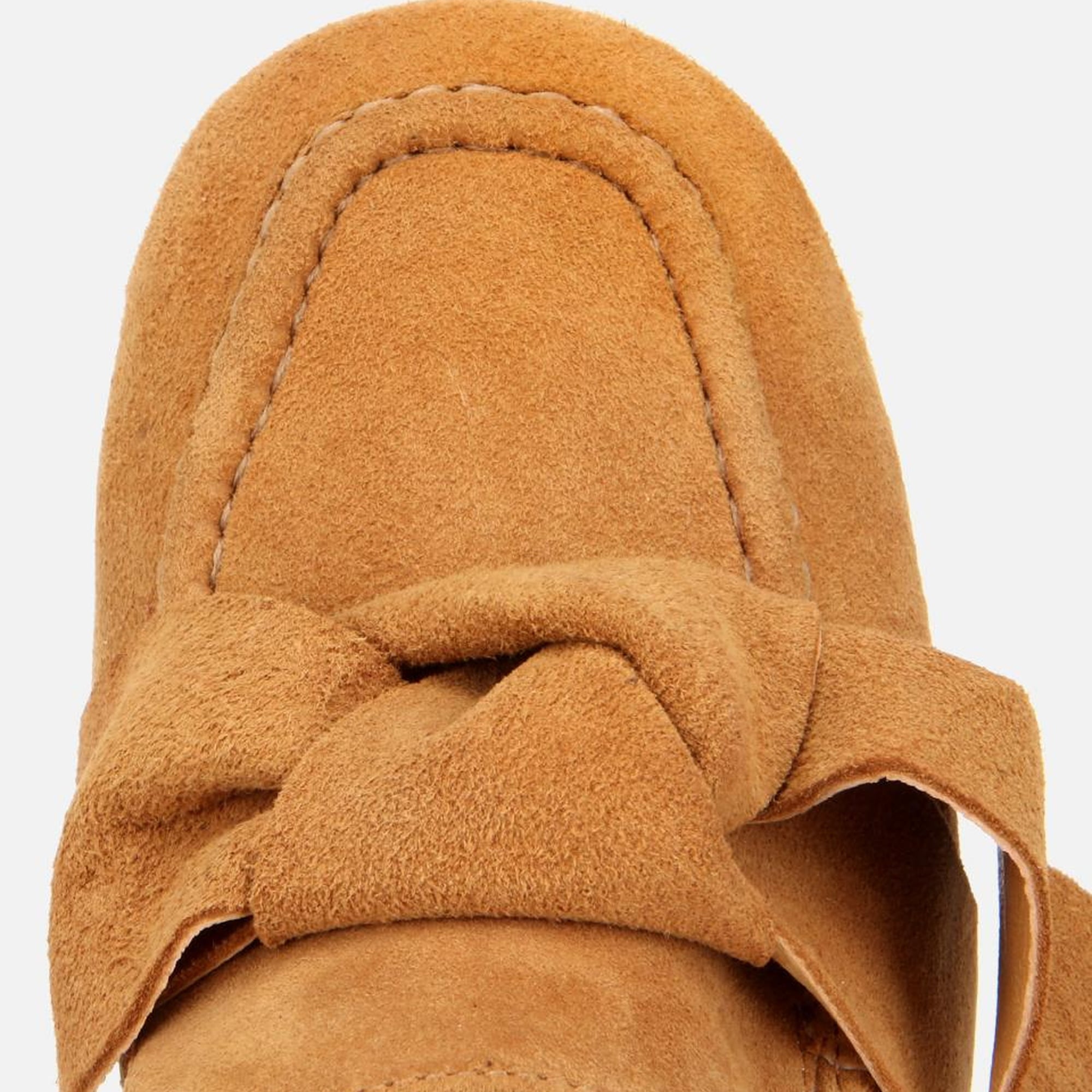 Kadın Süet Taba Fiyonk Detaylı Kalın Topuklu Ayakkabı