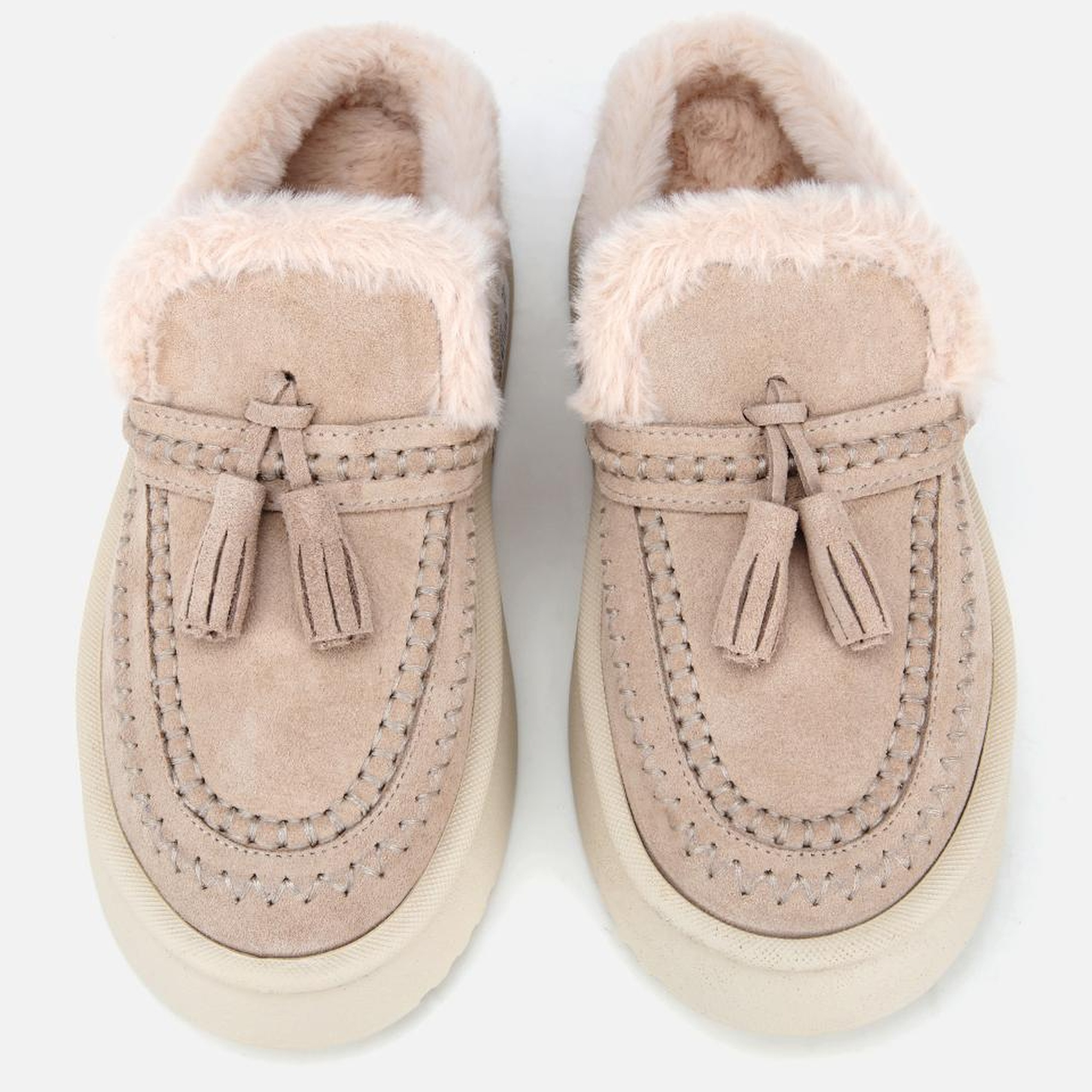 Kadın Süet Deri Bej İçi Kürklü Püskül Detaylı Düz Terlik