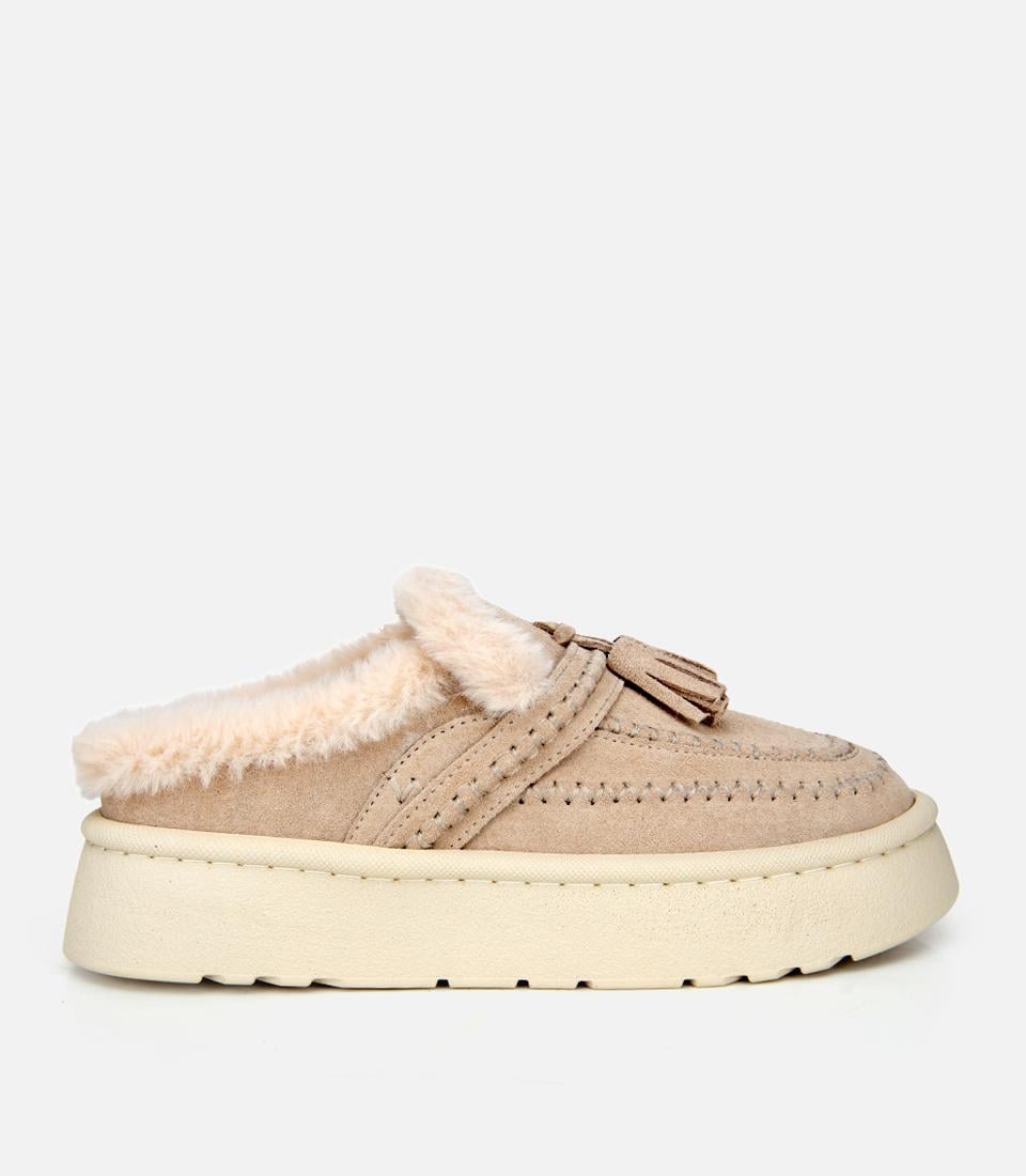  Kadın Süet Deri Bej İçi Kürklü Püskül Detaylı Düz Terlik