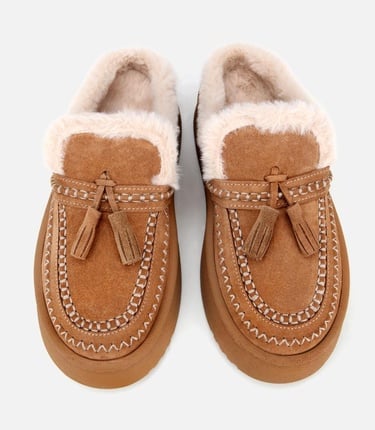  Kadın Süet Deri Taba İçi Kürklü Püskül Detaylı Düz Terlik