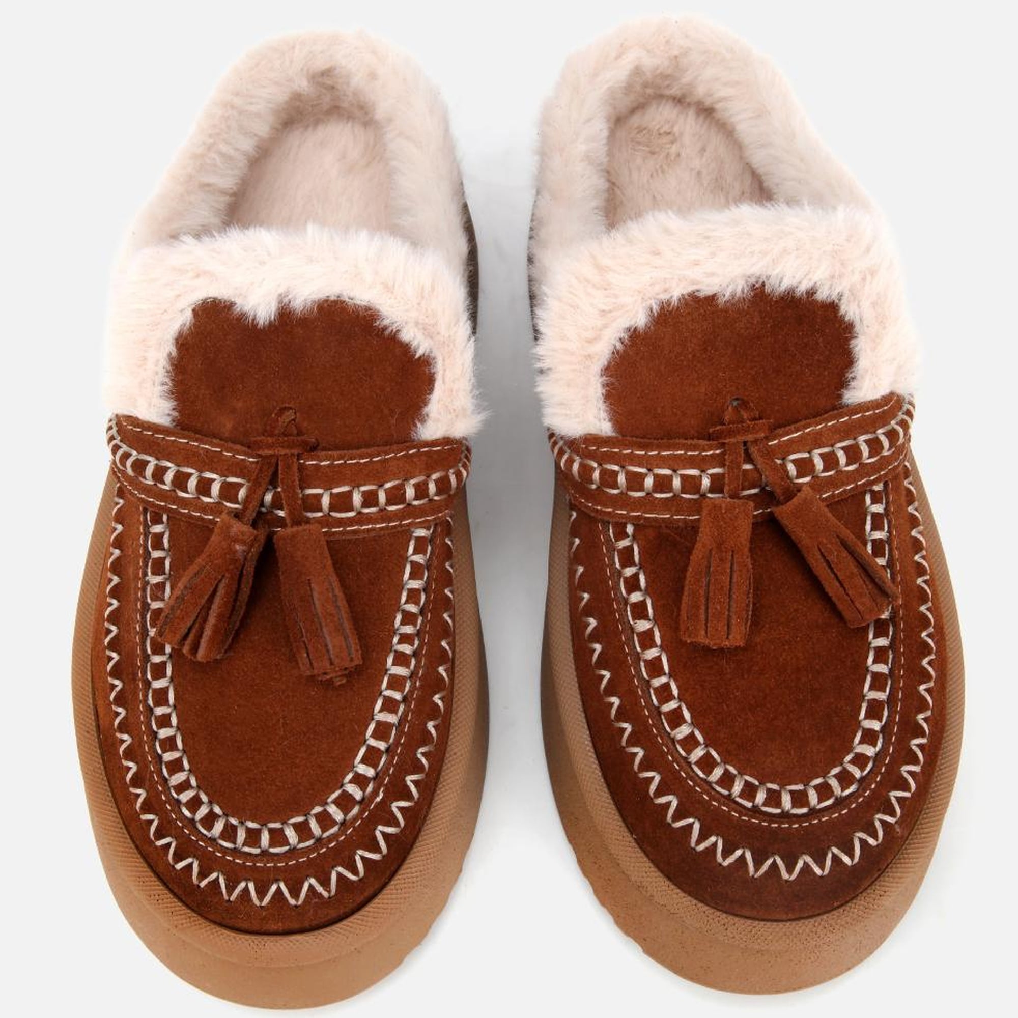 Kadın Süet Deri Kahverengi İçi Kürklü Püskül Detaylı Düz Terlik