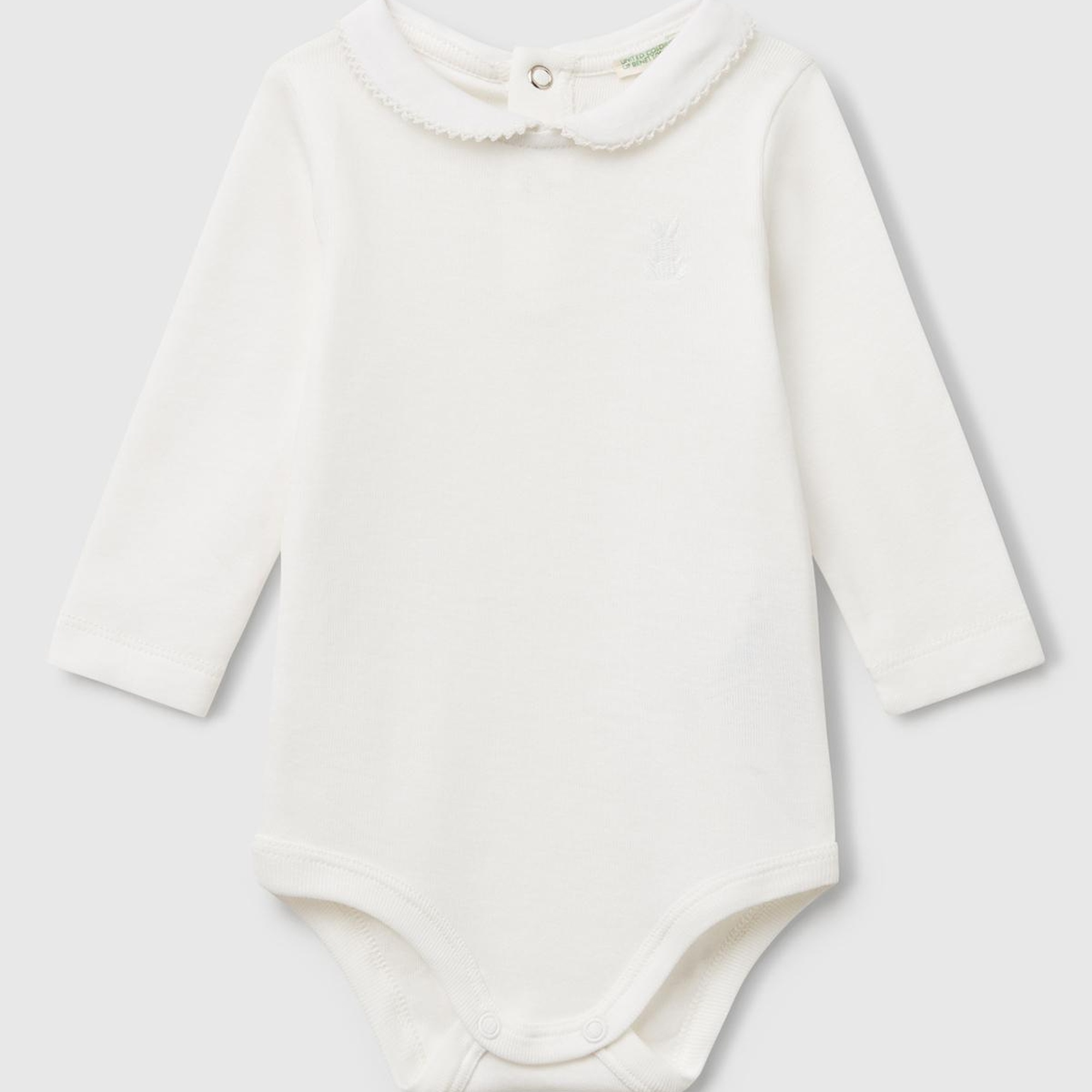 Bebek Ekru Önü Logo İşlemeli Çıtçıtlı Bebek Yaka Uzun Kollu Body