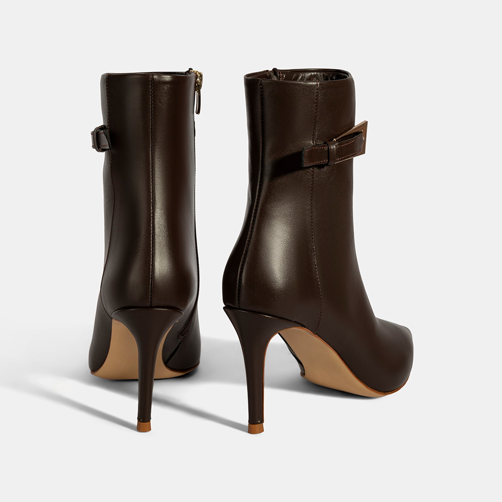 Kadın Kahve Metal Tokalı İnce Topuklu Deri Bot