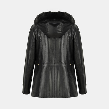  Kadın Siyah Kapüşonlu Deri Mont