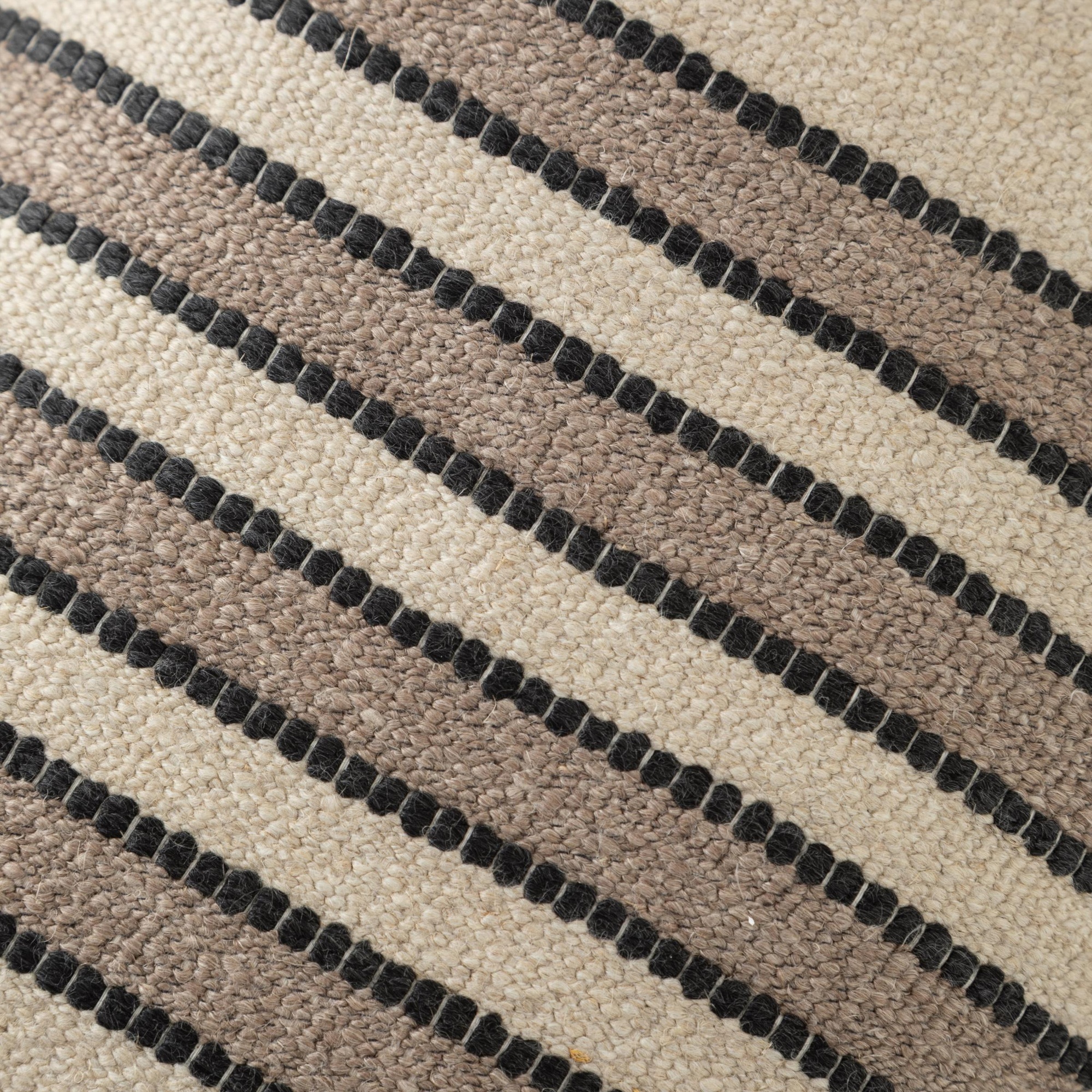 AMY ÇİZGİLİ KIRLENT EKRU 35X55